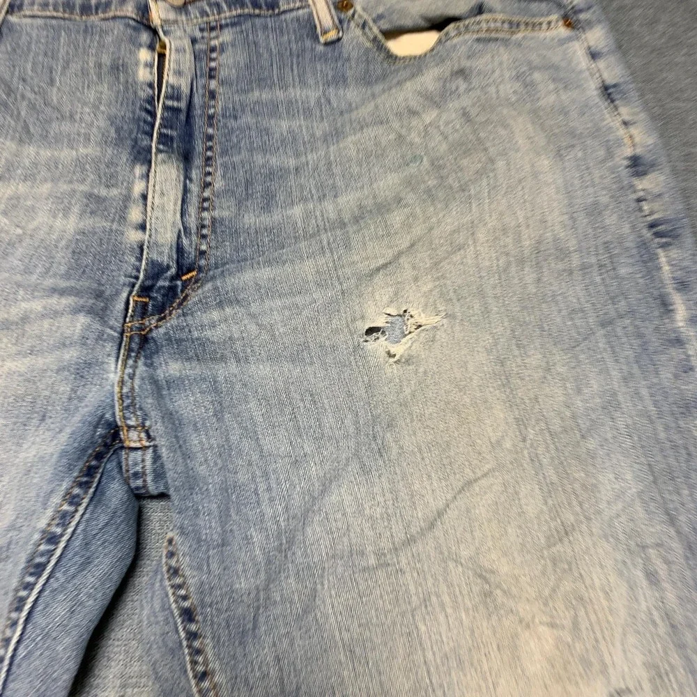 Levi's 541 Jeans Mens 38x30 Blue Denim Medium Wash Athletic Tapered Fit Outdoor